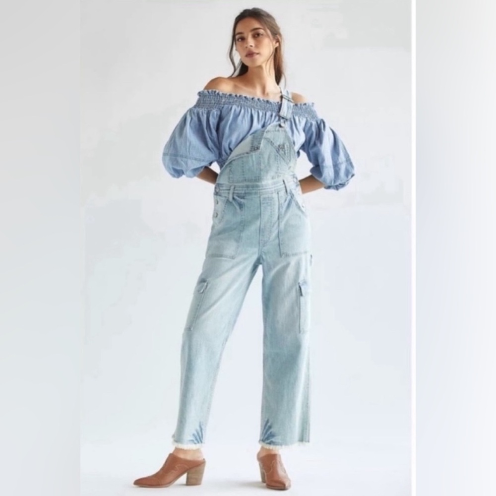 Anthropologie Pilcro “The Lex” Denim Overalls Cargo Distressed Blue Size 30